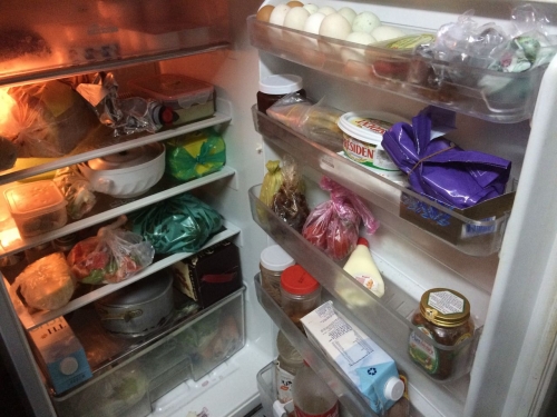 Thực phẩm cần phải đóng gói trước khi cho vào tủ lạnh